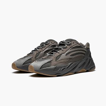Picture of Yeezy Boost 700 v2